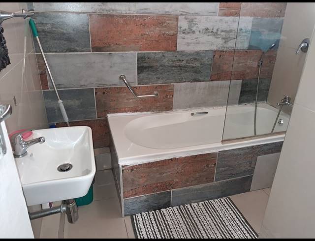 2 BEDROOM APARTMENT FOR SALE IN BLUFF